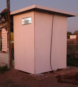 Untitled-1_0001_Baño definitivo steel frame.afuera